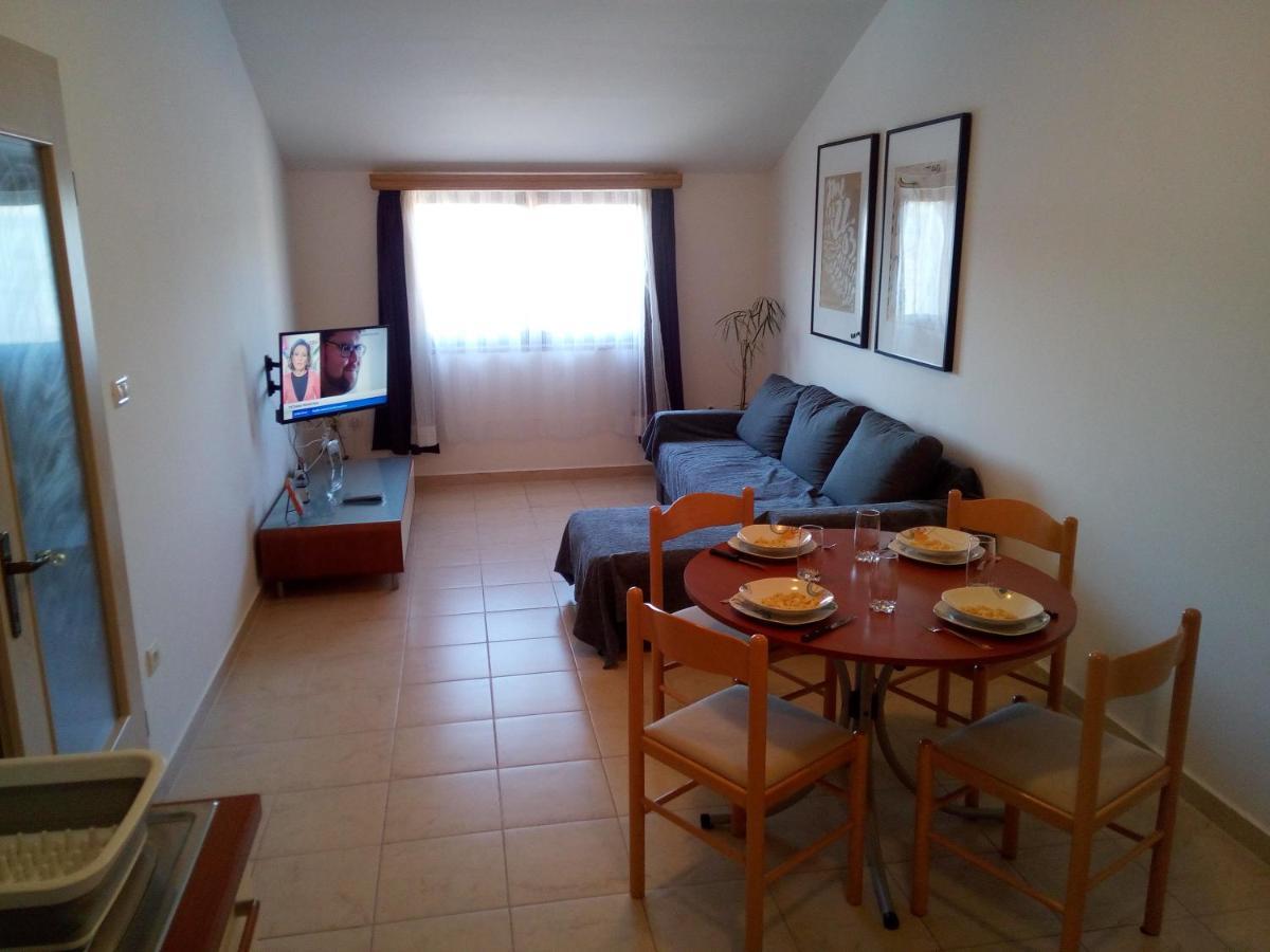 Apartman Adriatic Pula Zewnętrze zdjęcie