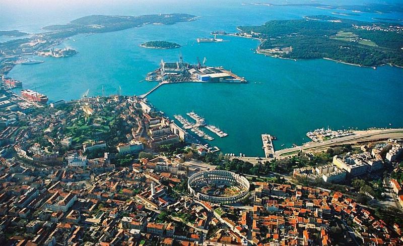 Apartman Adriatic Pula Zewnętrze zdjęcie